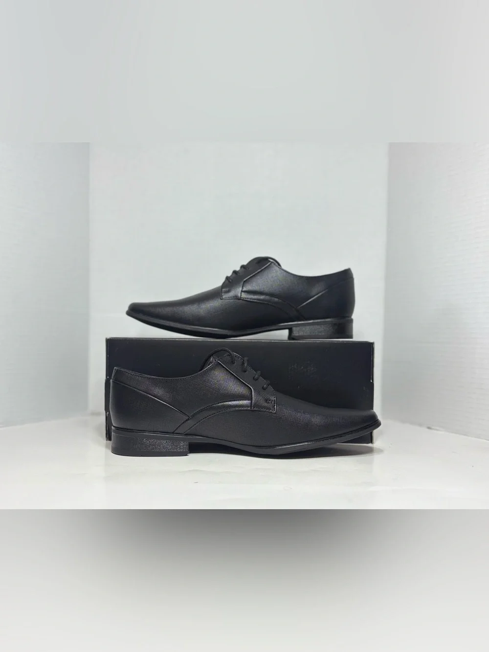 Calvin Klein Men's Black Lace-Up Oxford Dress Shoes size 9.5
